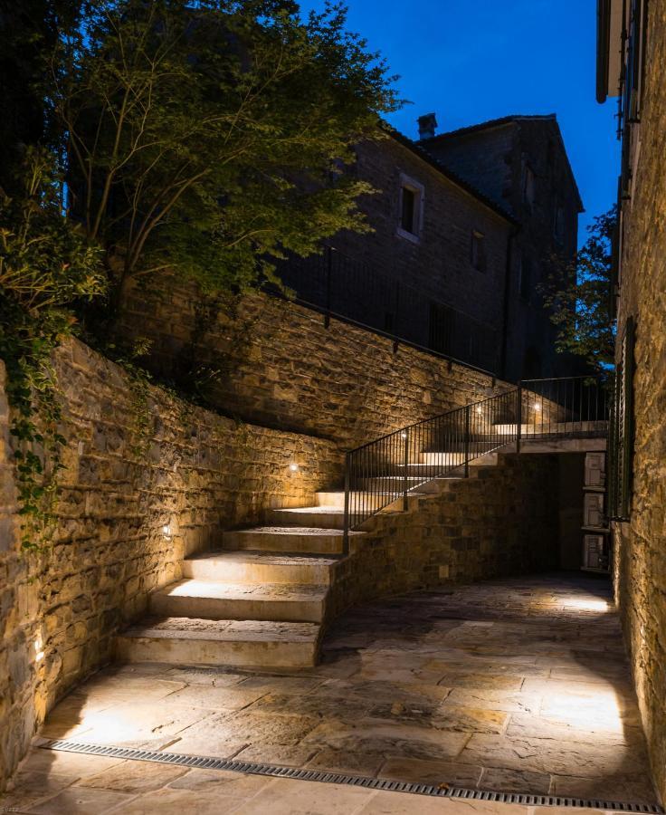 Ferienwohnung L'Abbraccio Della Quercia Momjan Exterior foto
