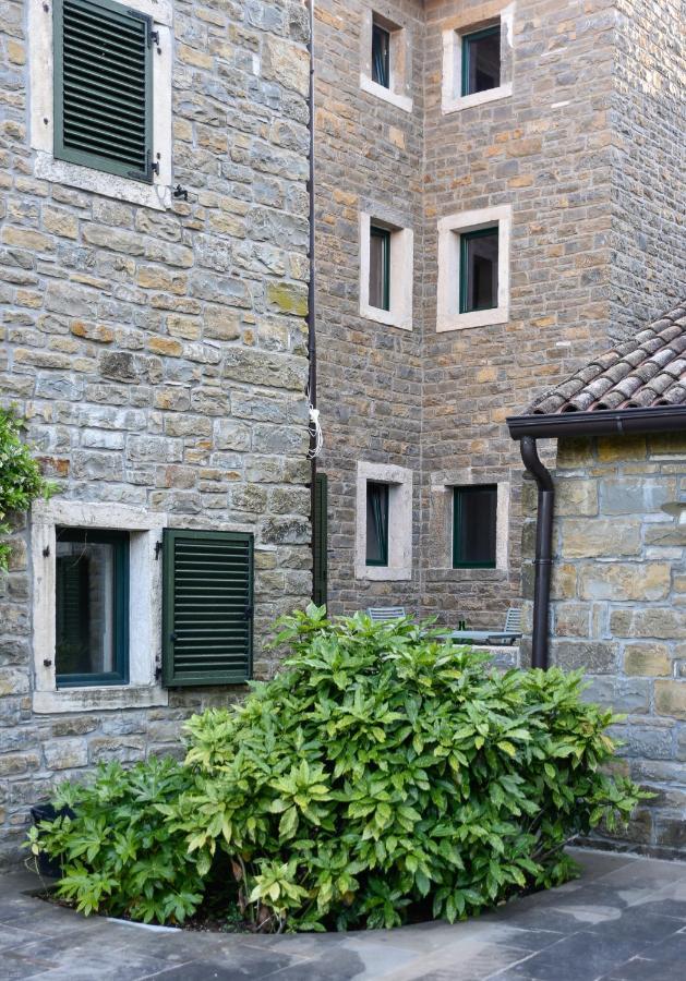 Ferienwohnung L'Abbraccio Della Quercia Momjan Exterior foto